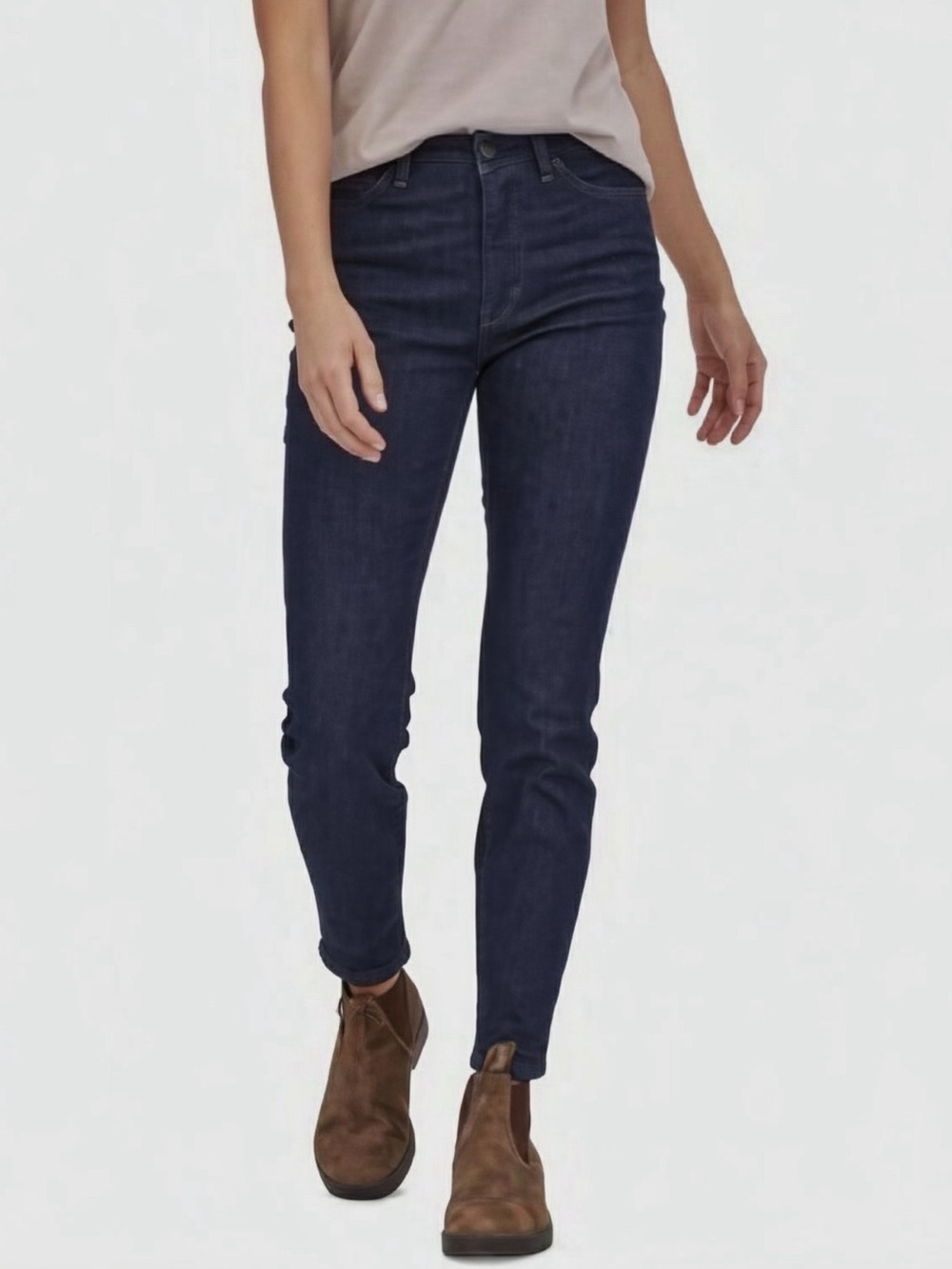 PATAGONIA Original Standard Slim Fit High Rise Lightweight Jeans--NWT--29/8